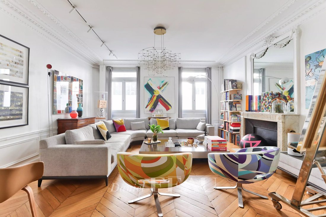 Apartment in Saint Thomas d'Aquin, Paris 7e Arrondissement, Paris 3 - 15783041