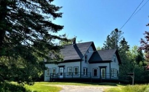 House in Gouldsboro, Maine, United States 1