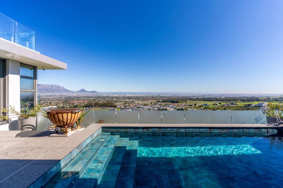 House in Cape Town, Western Cape, South Africa 3 - 18044643