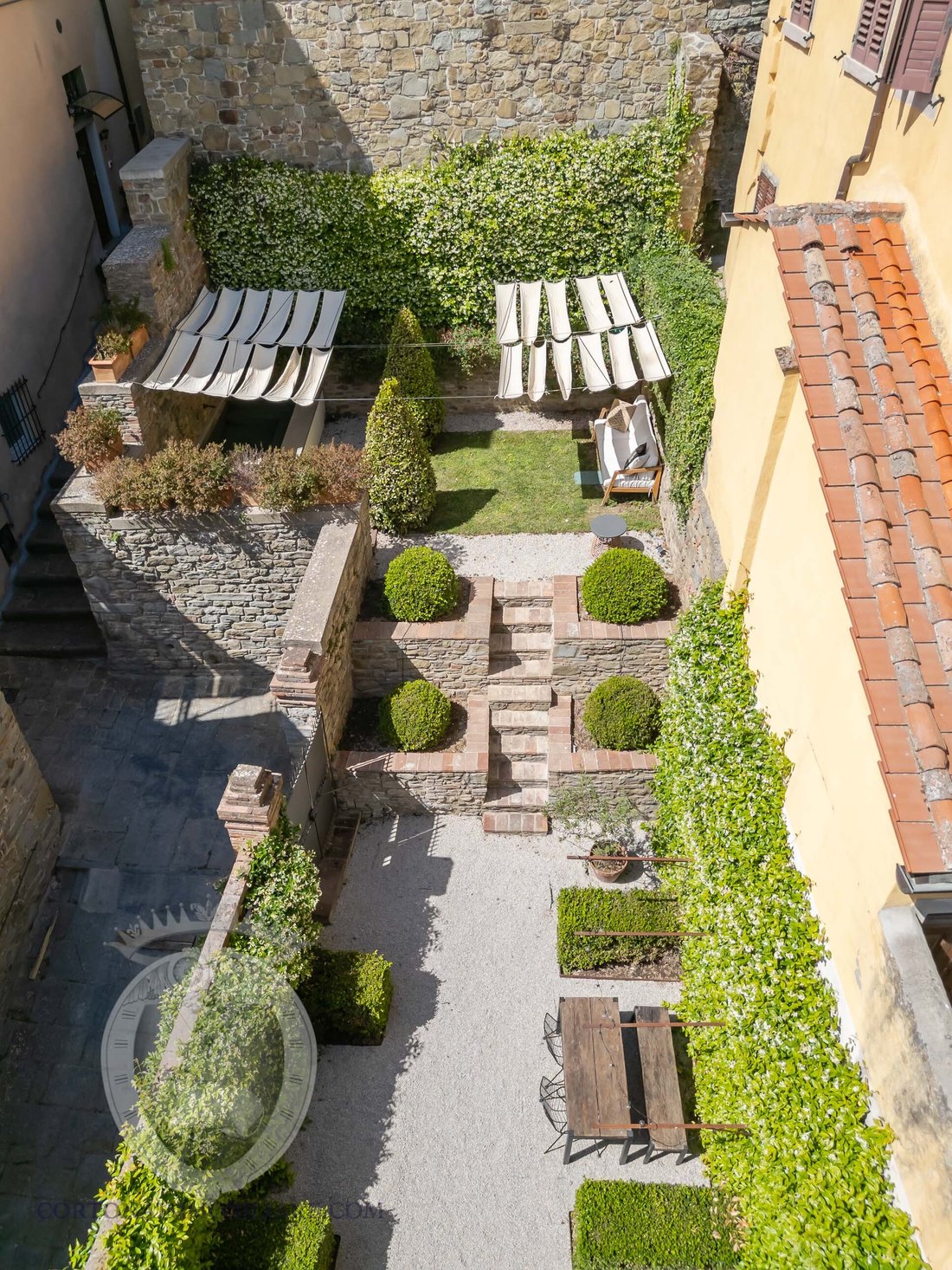 House in Center, Cortona, Tuscany 2 - 18050849