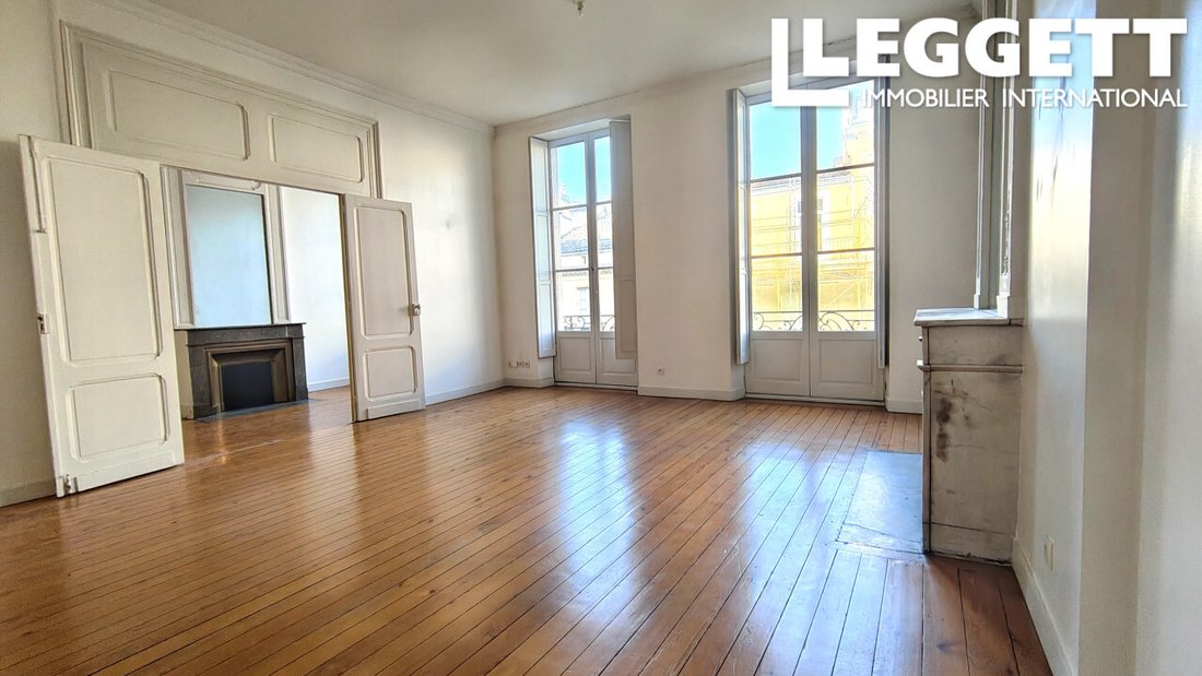 Apartment in Hôtel de Ville-Quinconce-Saint Seurin-Fondaudège, Bordeaux, France 3 - 17083120