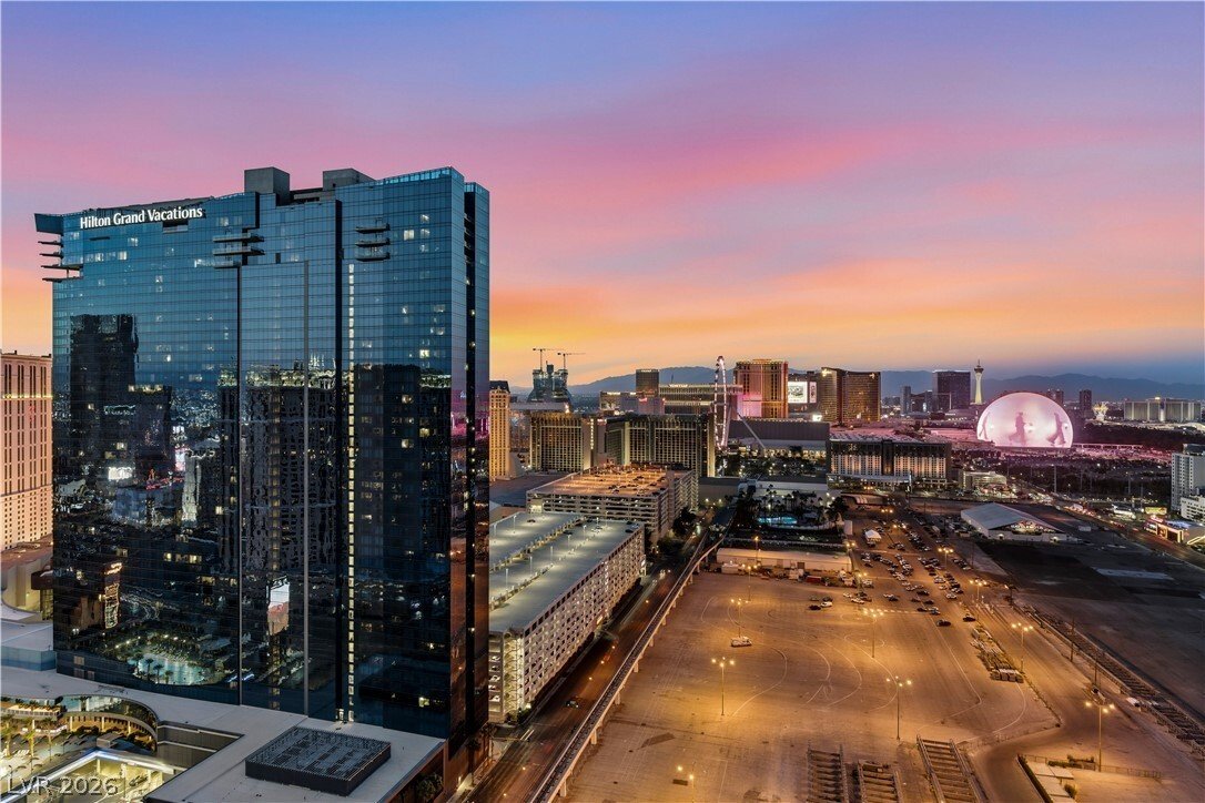 House in Las Vegas, Nevada, United States 2 - 18048102