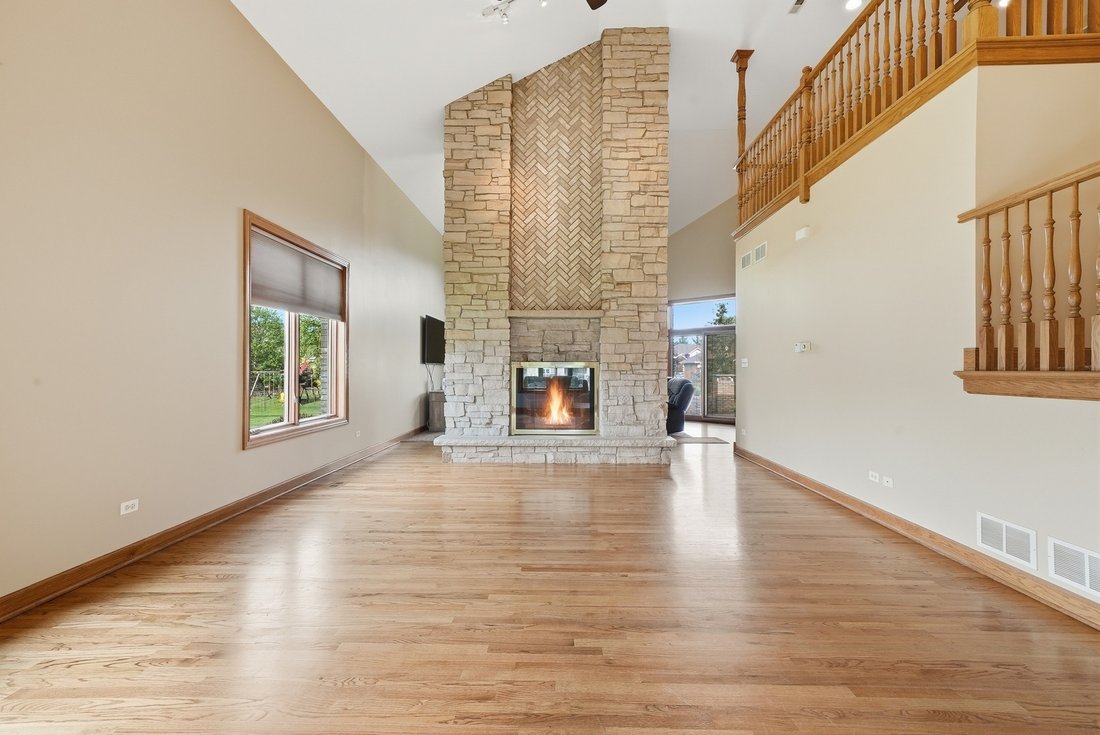 House in New Lenox, Illinois, United States 3 - 17999882