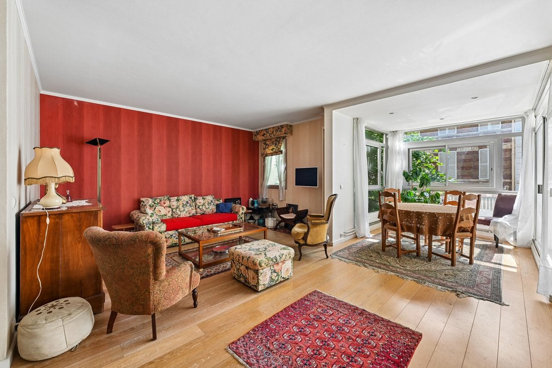 Apartment in Vaugirard-Parc des Expositions, Paris 15e Arrondissement, Paris 2 - 18044867