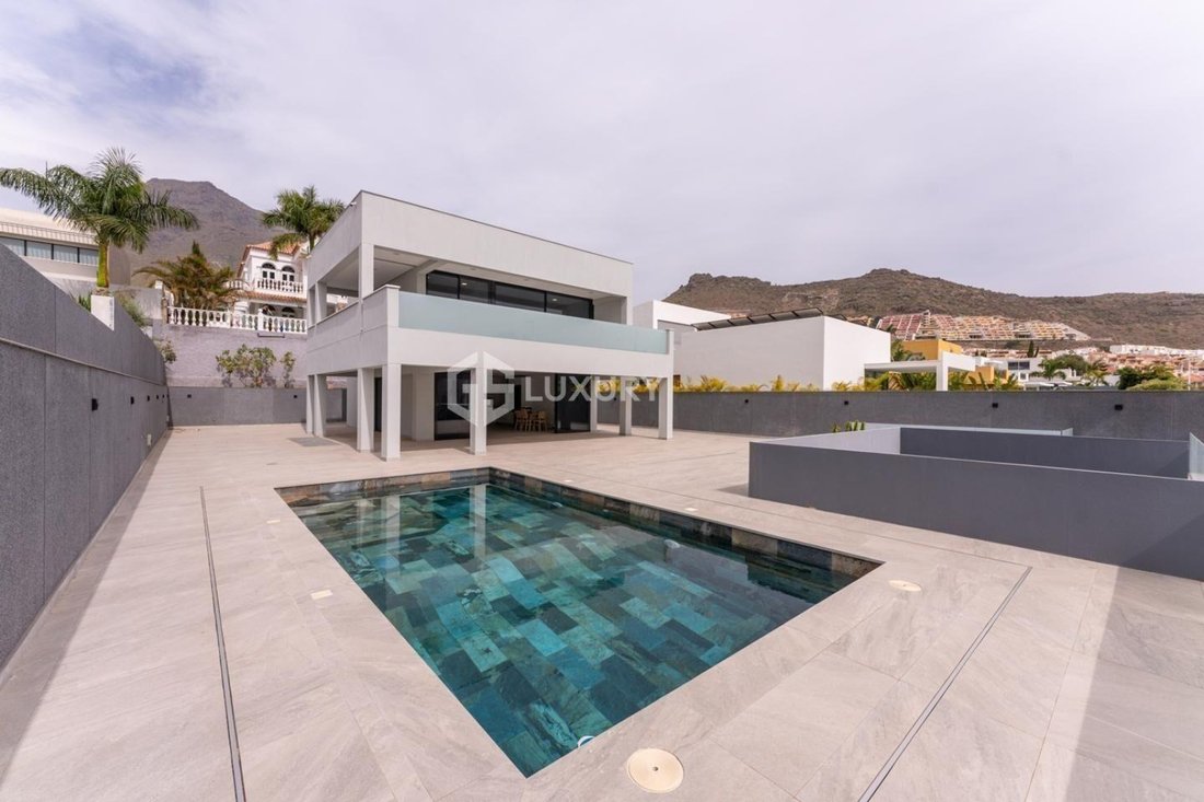 House in Costa Adeje, Adeje, Canary Islands 2 - 18044584
