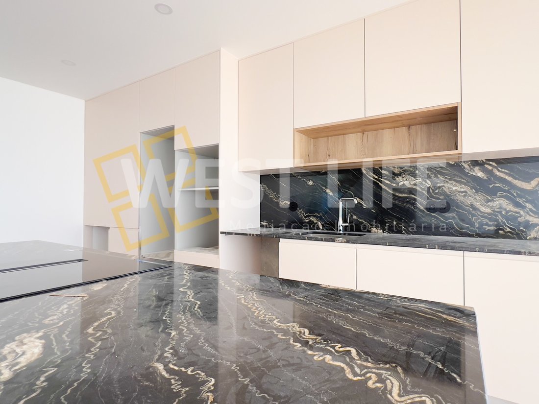 Apartment in Silveira, Lisbon, Portugal 1 - 15541165