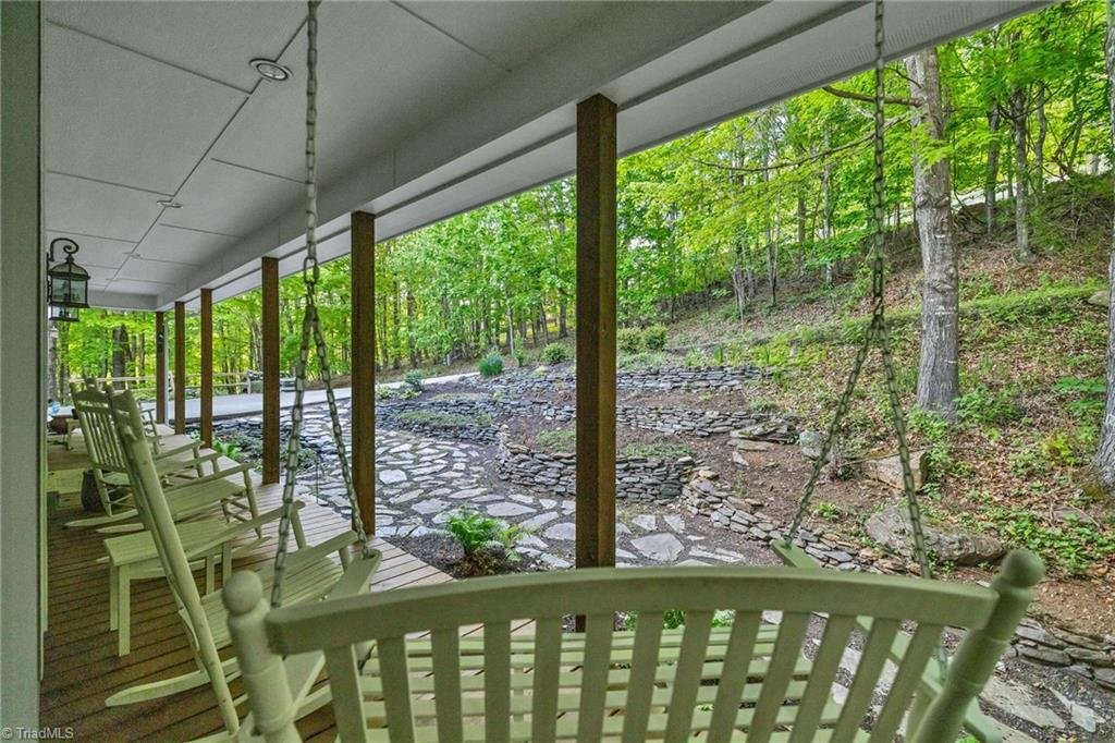 House in West Jefferson, North Carolina, United States 4 - 18049818