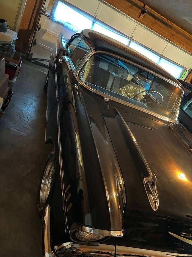 Coupe in Glendale, United States 2 - 18050056