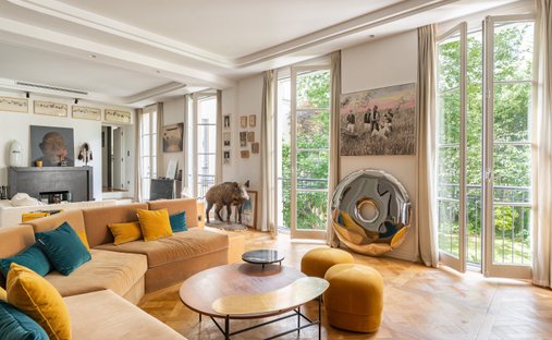 Apartment in Saint Germain des Prés, Paris 6e Arrondissement, Paris 1