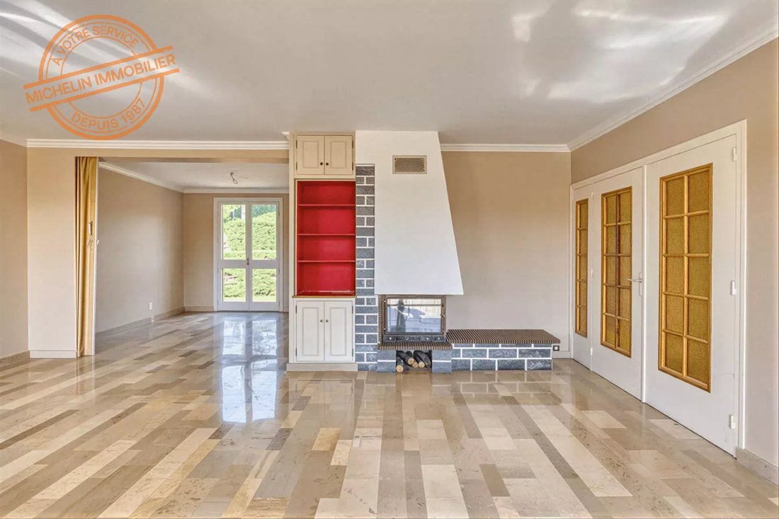 Villa in Champagne-au-Mont-d'Or, Auvergne-Rhône-Alpes, France 1 - 18042803