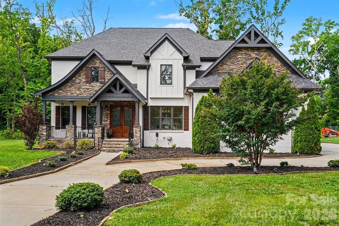 House in Fairview, North Carolina, United States 5 - 18047570