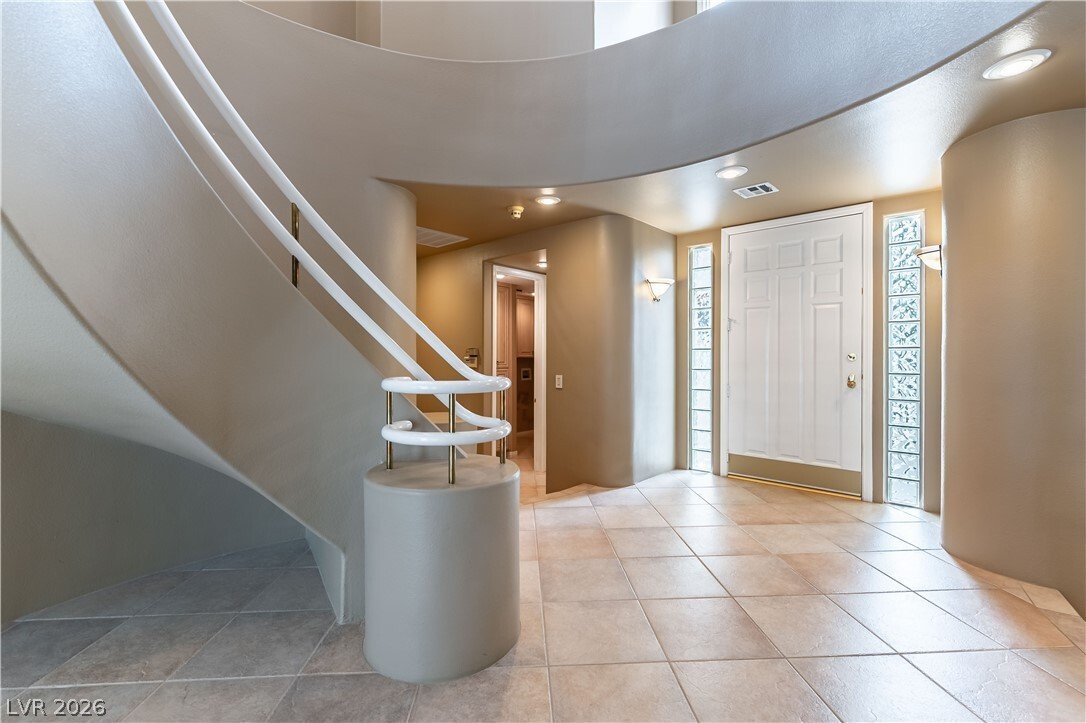 House in Las Vegas, Nevada, United States 3 - 18048097