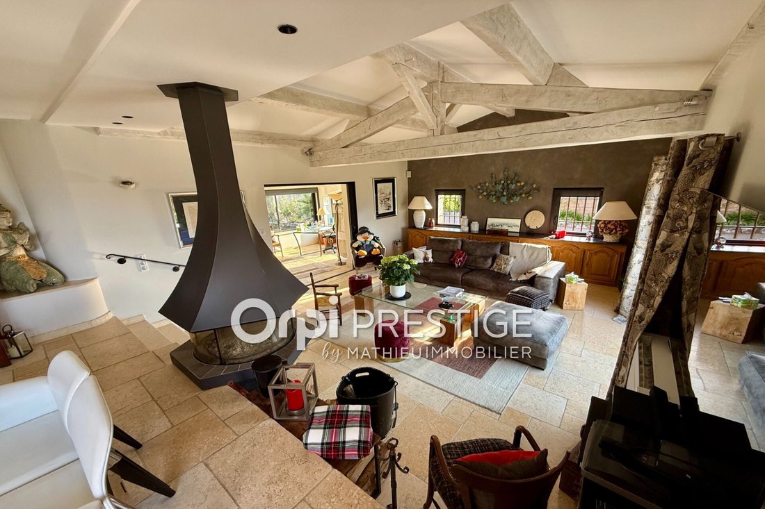 Villa in Nord, Roquefort-les-Pins, France 5 - 18045018