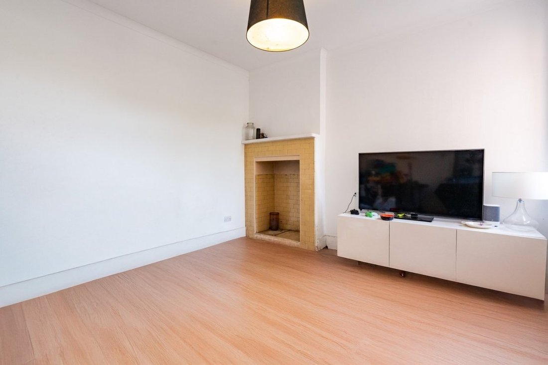 House in Willesden Green, Brent, England 4 - 18051651