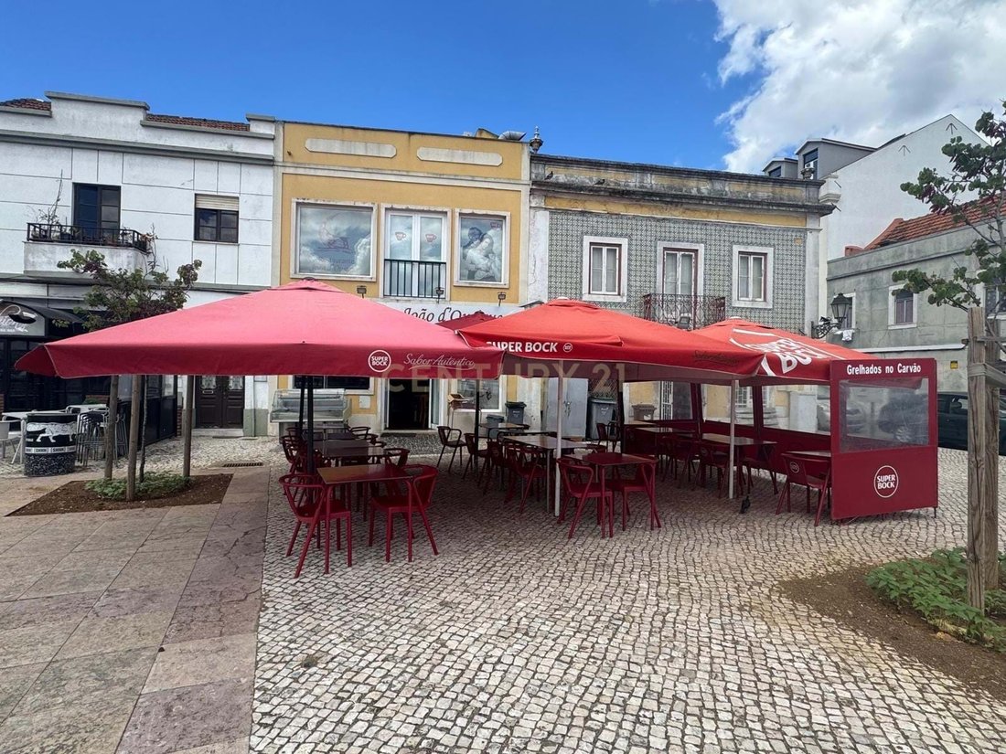 Amora, Setubal, Portugal 1 - 18044786