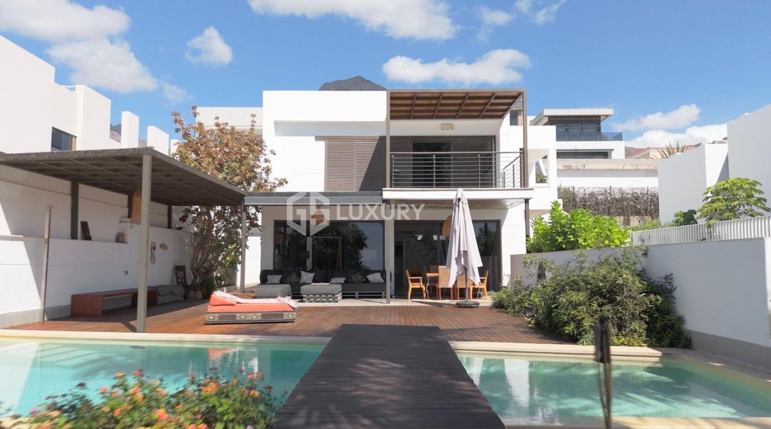 House in Costa Adeje, Adeje, Canary Islands 2 - 18044595