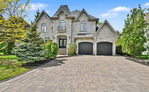 Maison à Blainville, Québec, Canada 1