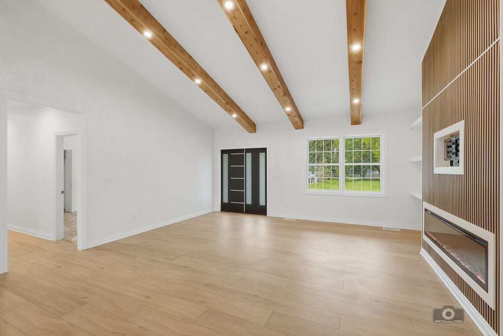 House in Aurora, Illinois, United States 4 - 18048297