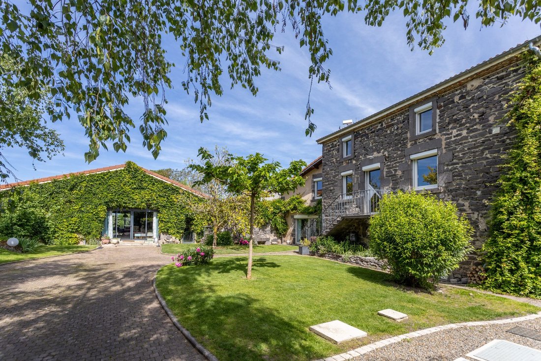 Villa in Arrondissement of Brioude, Auvergne-Rhône-Alpes, France 3 - 18043437