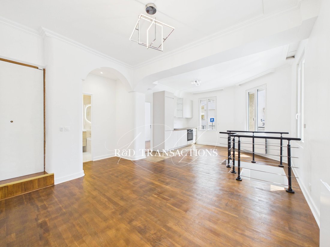 Apartment in Plateau Ouest, Suresnes, France 1 - 18048668
