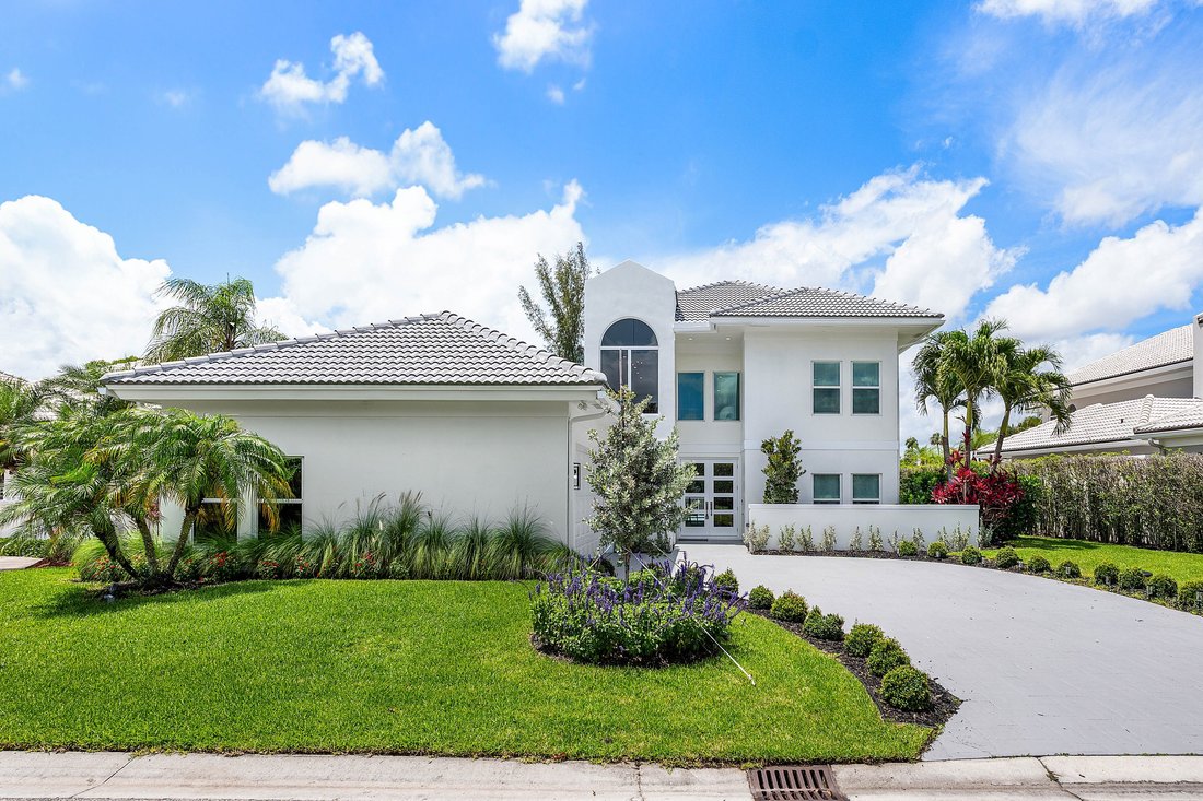 West Palm Beach, Florida, United States 2 - 18045634