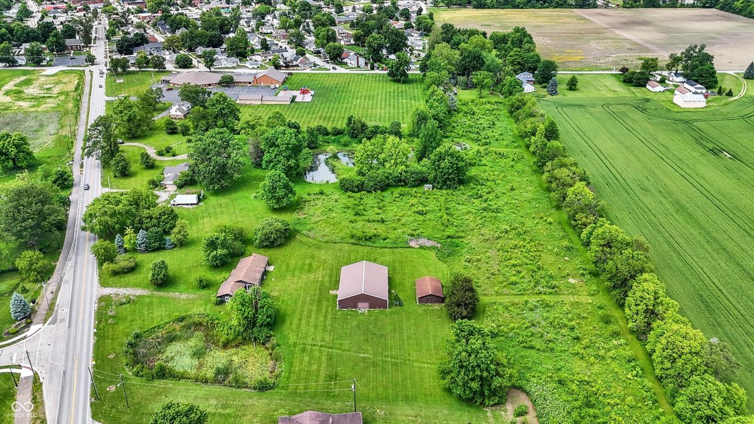 House in Fortville, Indiana, United States 5 - 18052452