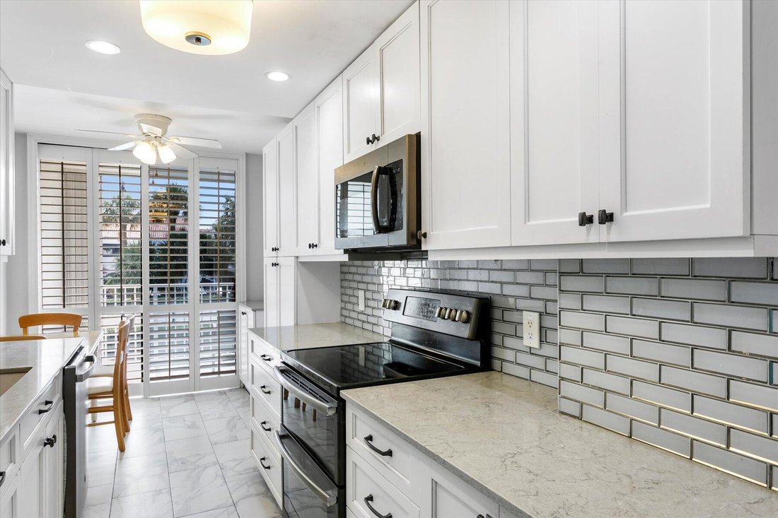 Condo in Palm Beach, Florida, United States 5 - 17896718