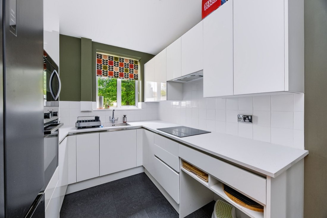 House in Henfield, England 3 - 18047235