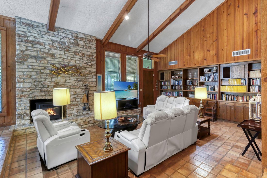 House in Livingston, Texas, United States 5 - 18044184