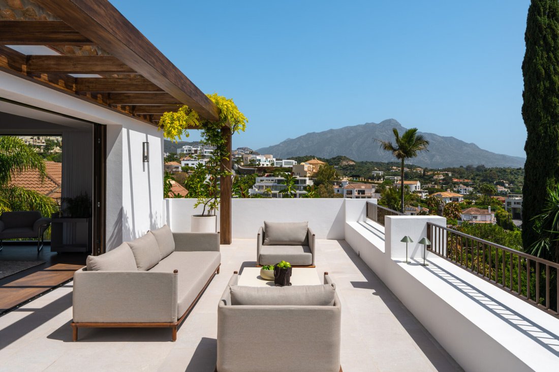 Villa in Benahavis, Andalusia, Spain 2 - 18044992