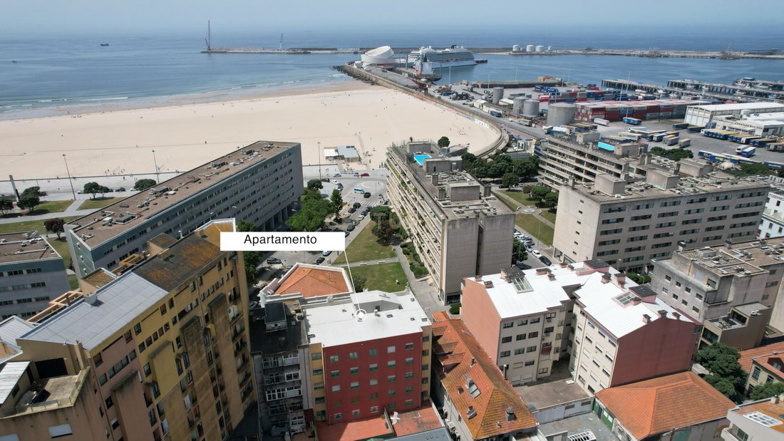 Apartment in Matosinhos e Leca da Palmeira, Porto District, Portugal 2 - 18044829