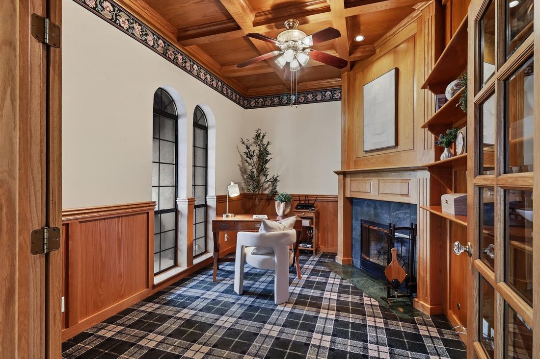 House in Elk Grove, California, United States 4 - 18049208
