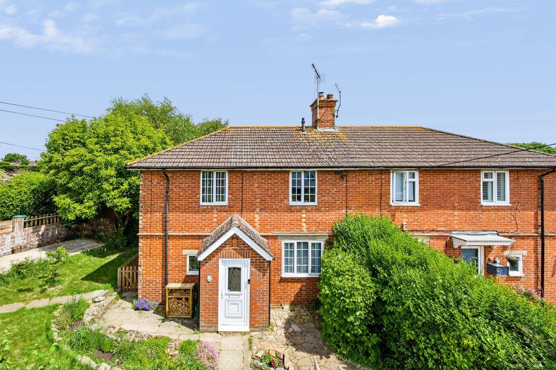 House in Henfield, England 1 - 18047235