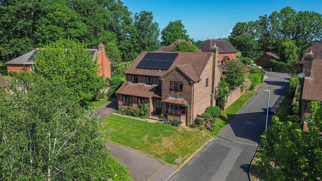 House in Wivelsfield Green, England 1 - 18047228