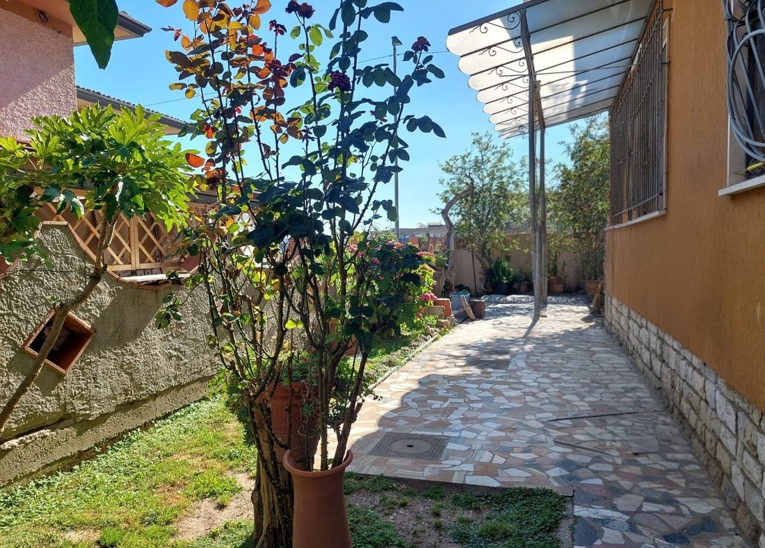 Villa in Pietrasanta, Tuscany, Italy 4 - 18048178
