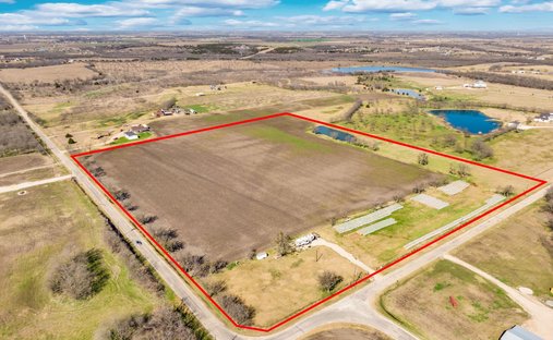 Land in Ennis, Texas, United States 1
