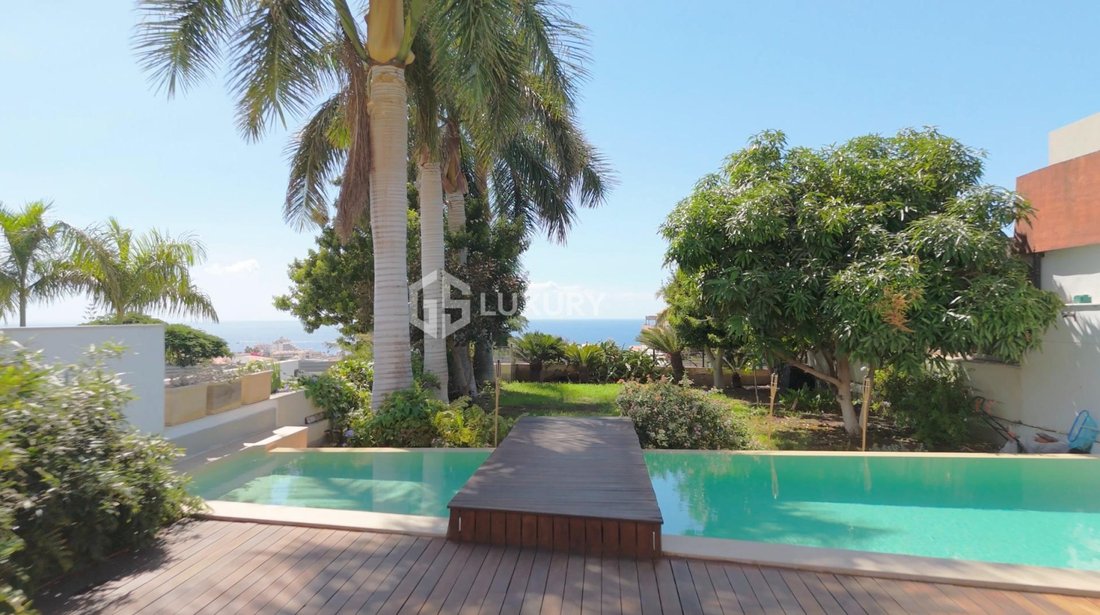 House in Costa Adeje, Adeje, Canary Islands 1 - 18044595