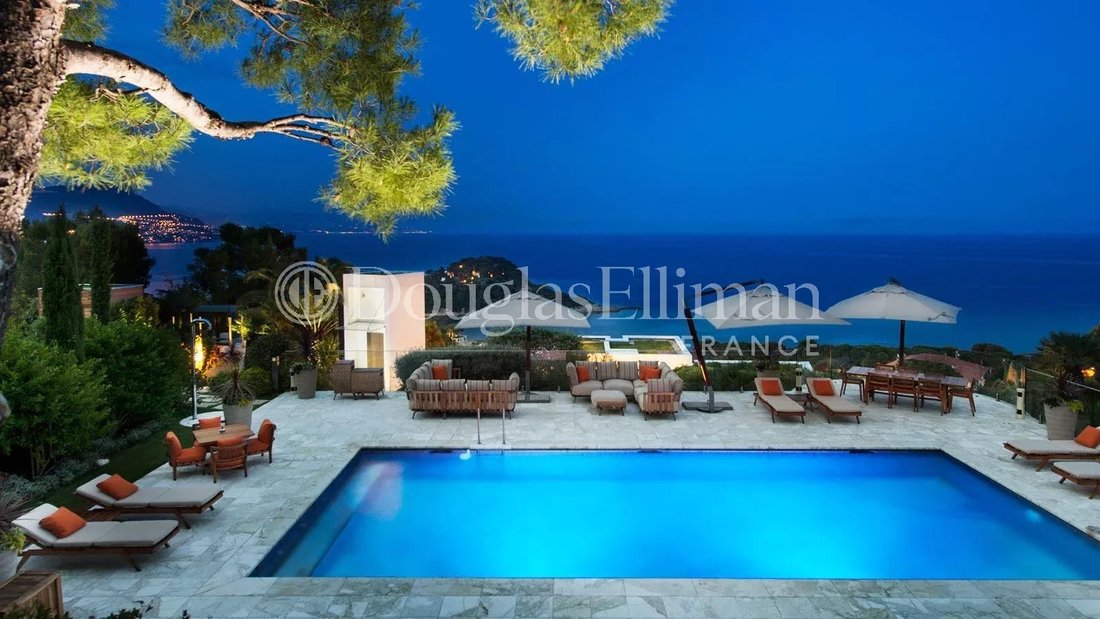 Villa in Saint-Jean-Cap-Ferrat, Provence-Alpes-Côte d'Azur, France 4 - 18052077