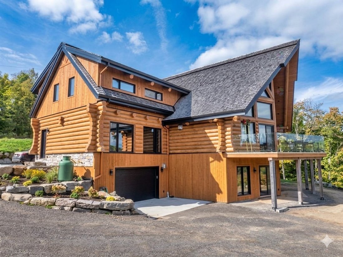 House in Saint-Faustin-Lac-Carré, Quebec, Canada 3 - 18042689