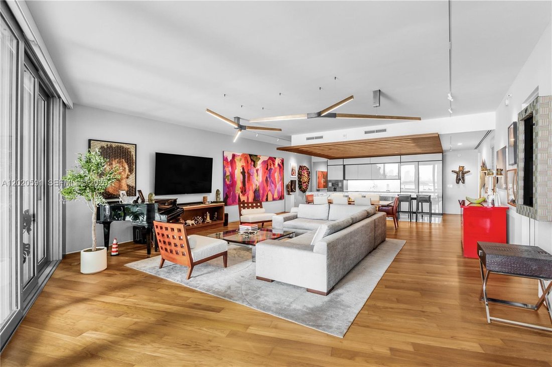 Condo in Miami Beach, Florida, United States 2 - 18046712