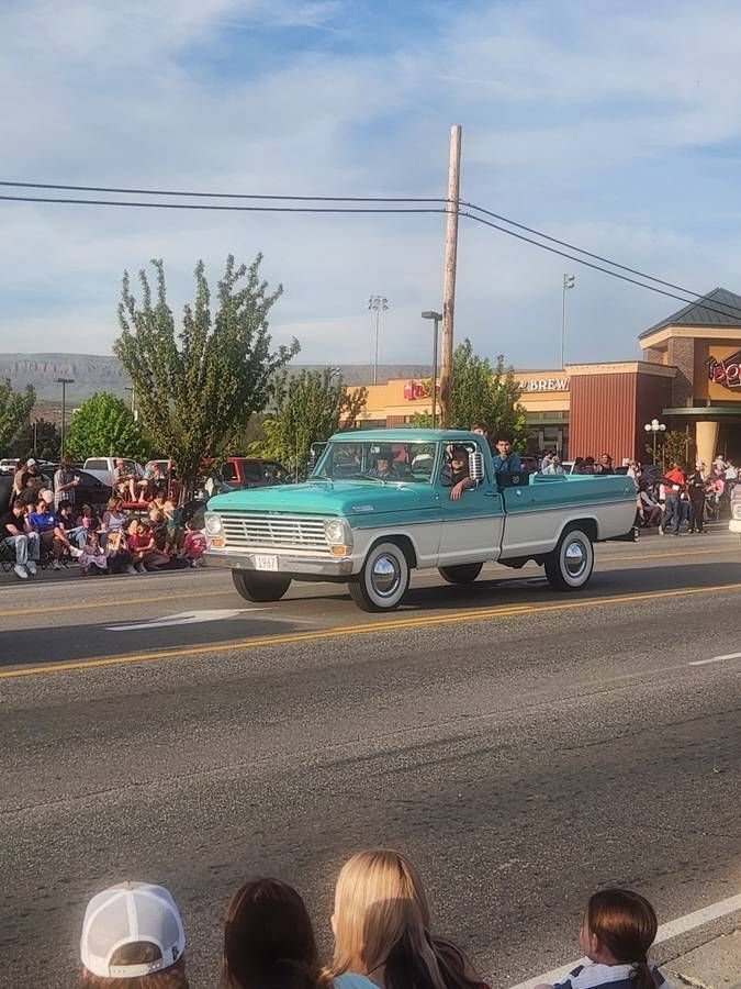 Pickup in Glendale, United States 2 - 18050057