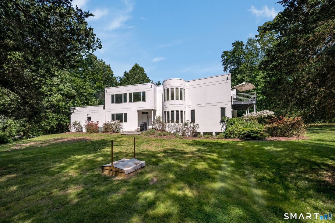 House in Woodbridge, Connecticut, United States 2 - 18049671