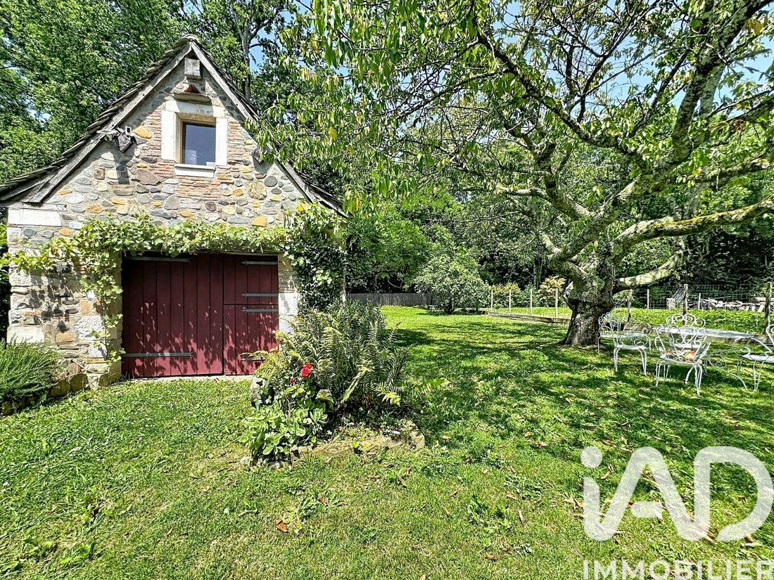 House in Bizanos, Nouvelle-Aquitaine, France 1 - 18051608