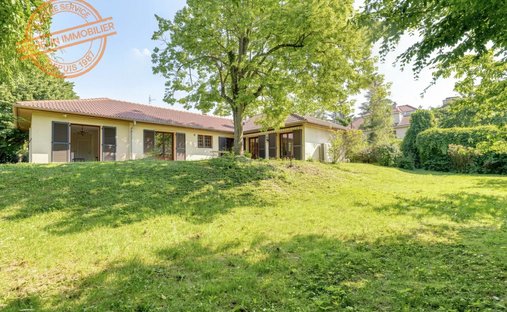 Villa in Champagne-au-Mont-d'Or, Auvergne-Rhône-Alpes, France 1
