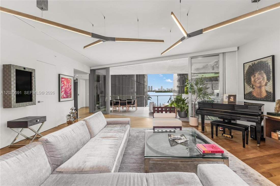 Condo in Miami Beach, Florida, United States 1 - 18046712