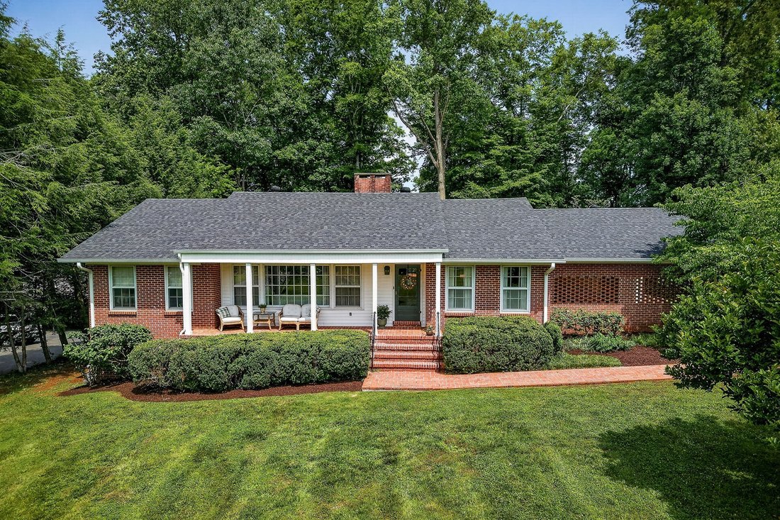 House in McMinnville, Tennessee, United States 3 - 18042344
