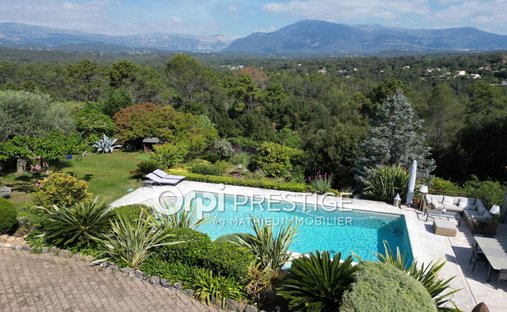 Villa in Nord, Roquefort-les-Pins, France 1