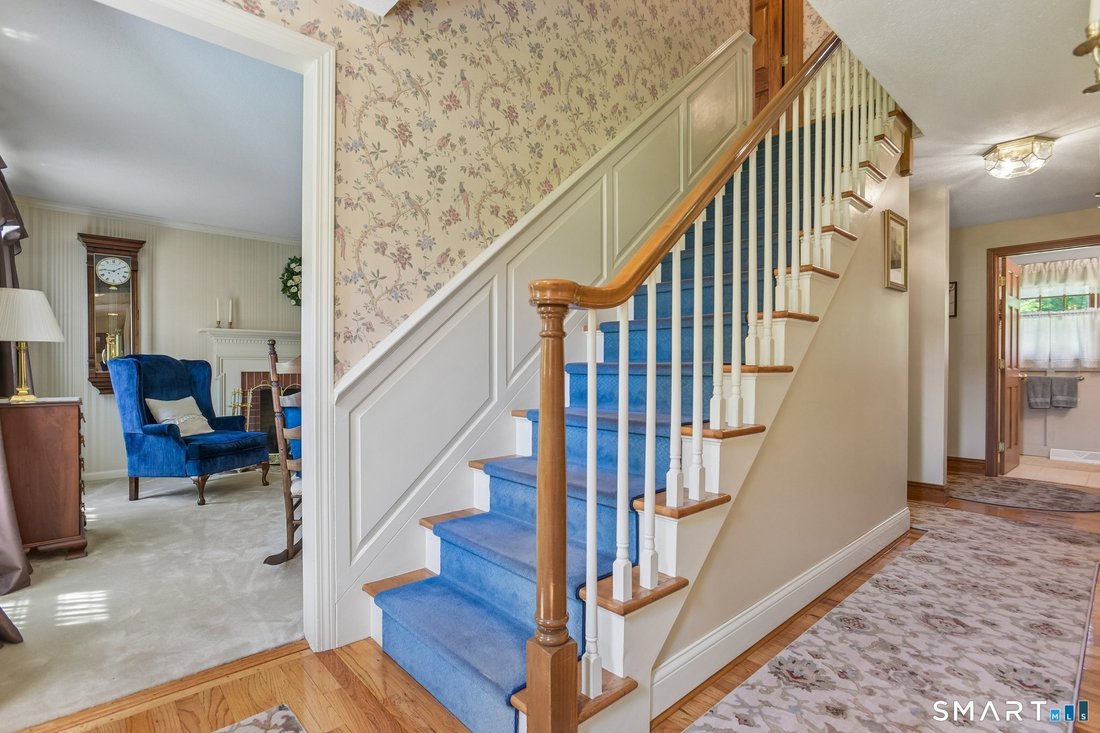 House in Cheshire, Connecticut, United States 3 - 18048749