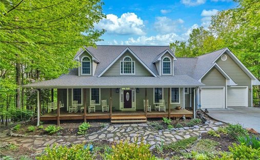 House in West Jefferson, North Carolina, United States 1