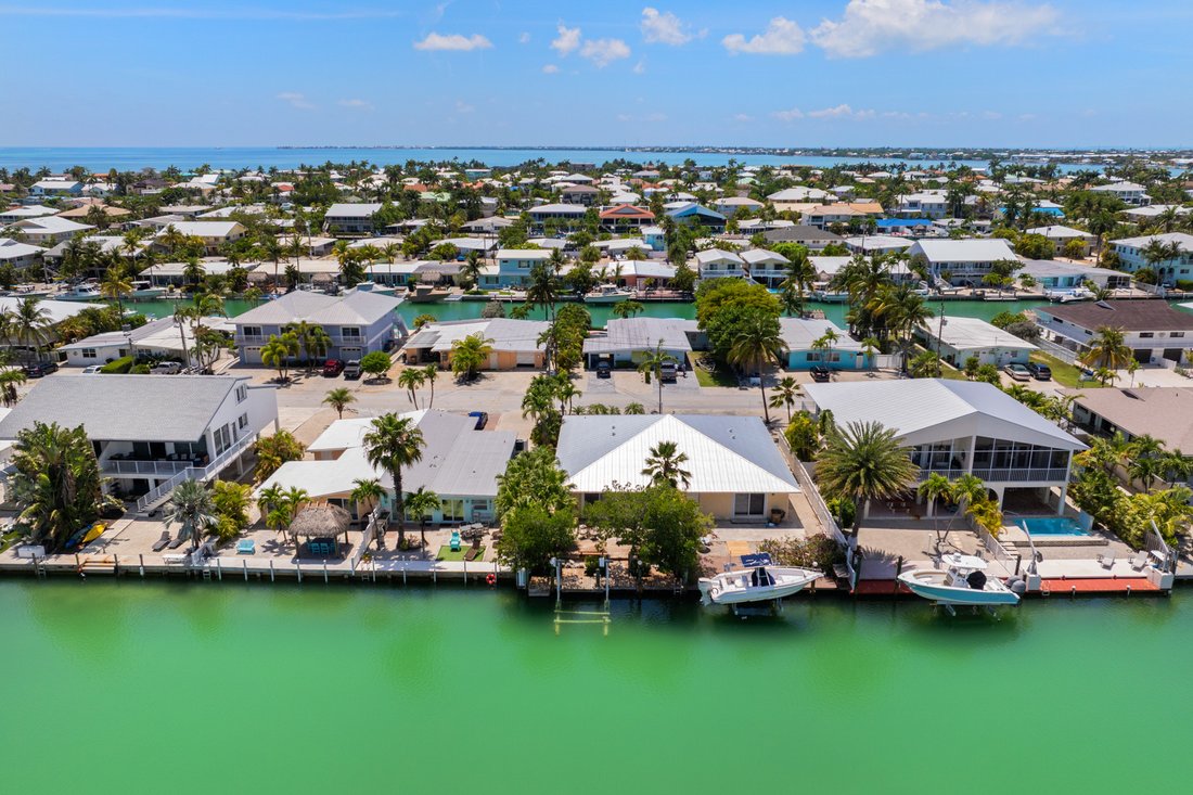 Apartment in Key Colony Beach, Florida, United States 1 - 18045643